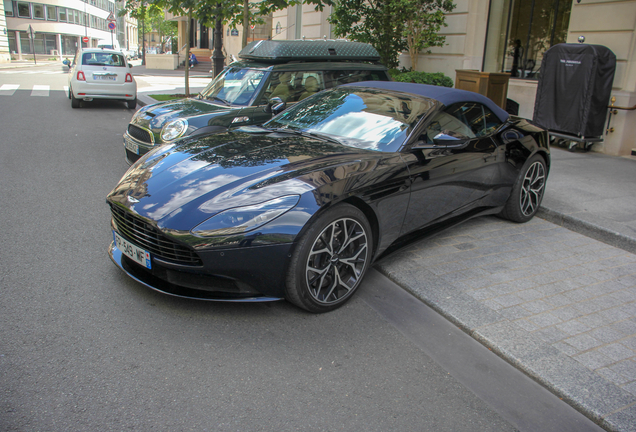 Aston Martin DB11 V8 Volante