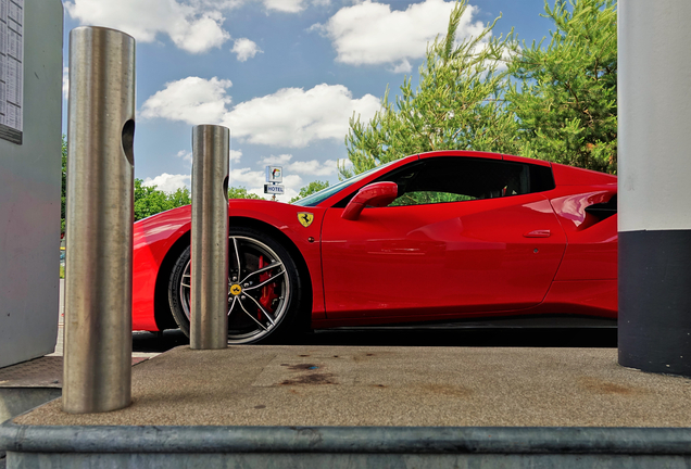 Ferrari 488 Spider