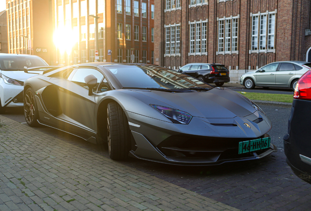 Lamborghini Aventador LP770-4 SVJ Roadster