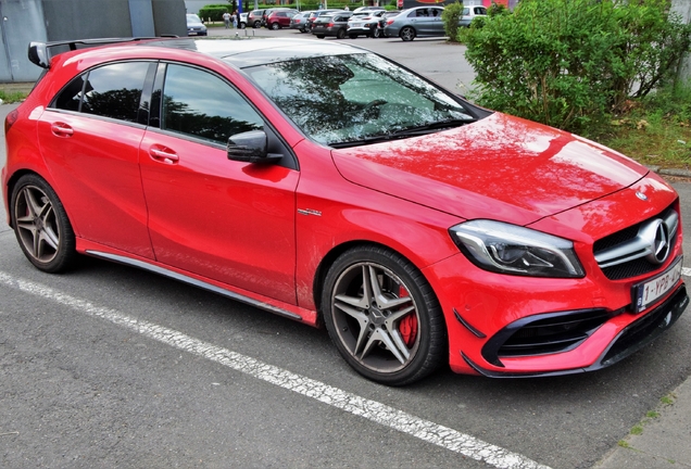 Mercedes-AMG A 45 W176 2015