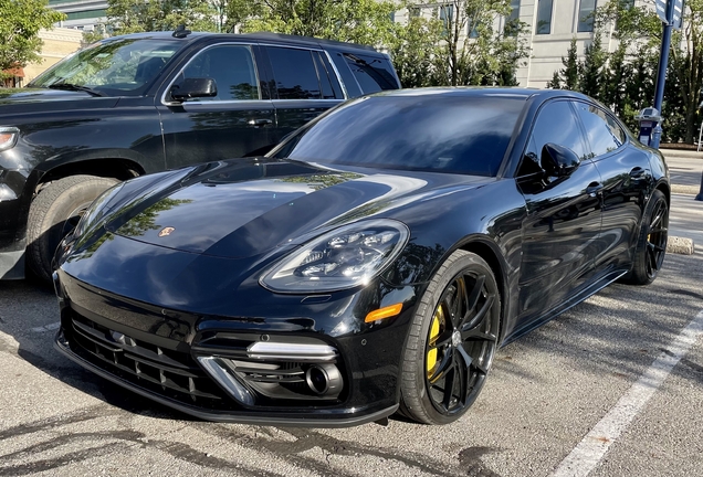 Porsche 971 Panamera Turbo