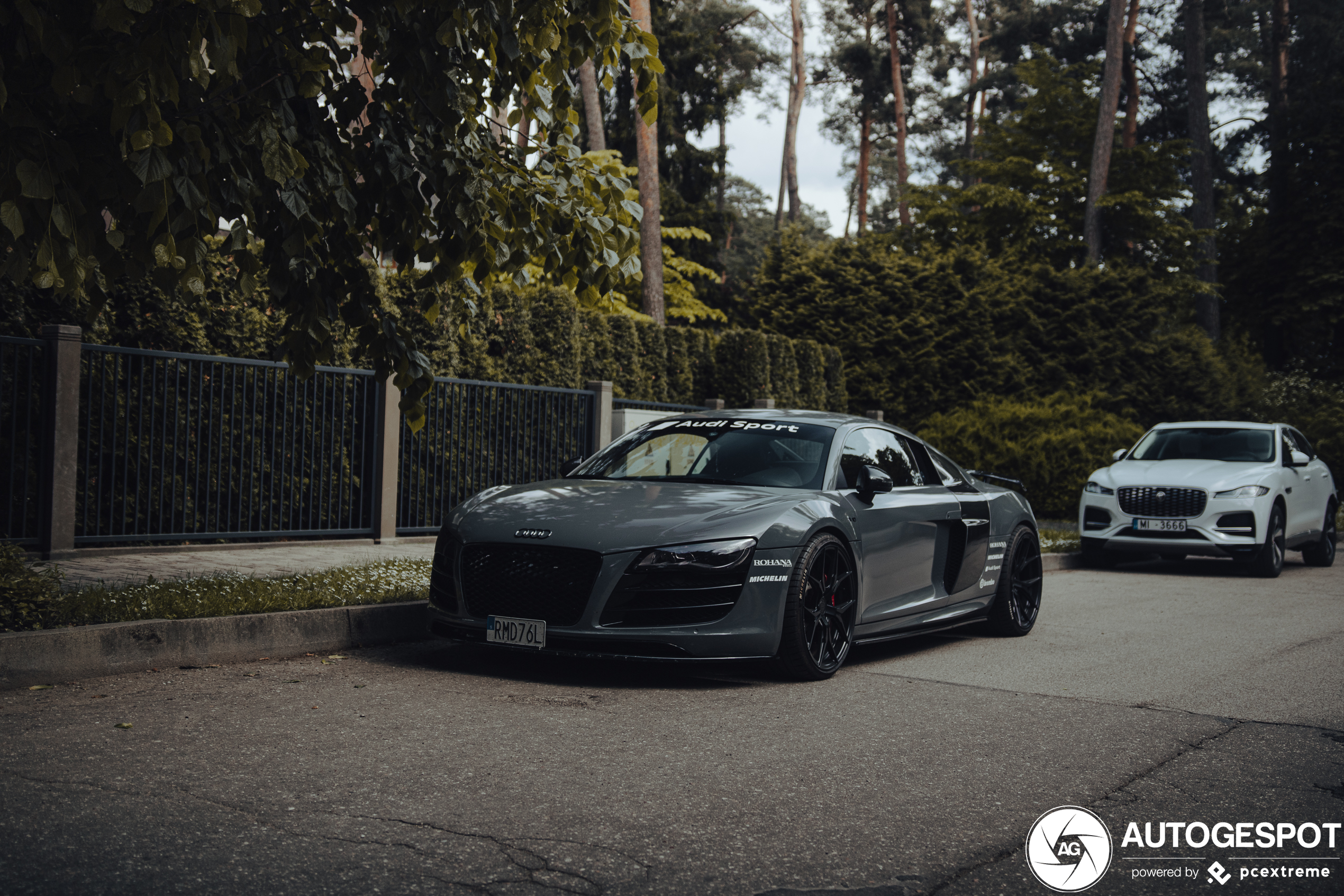 Audi R8 V10