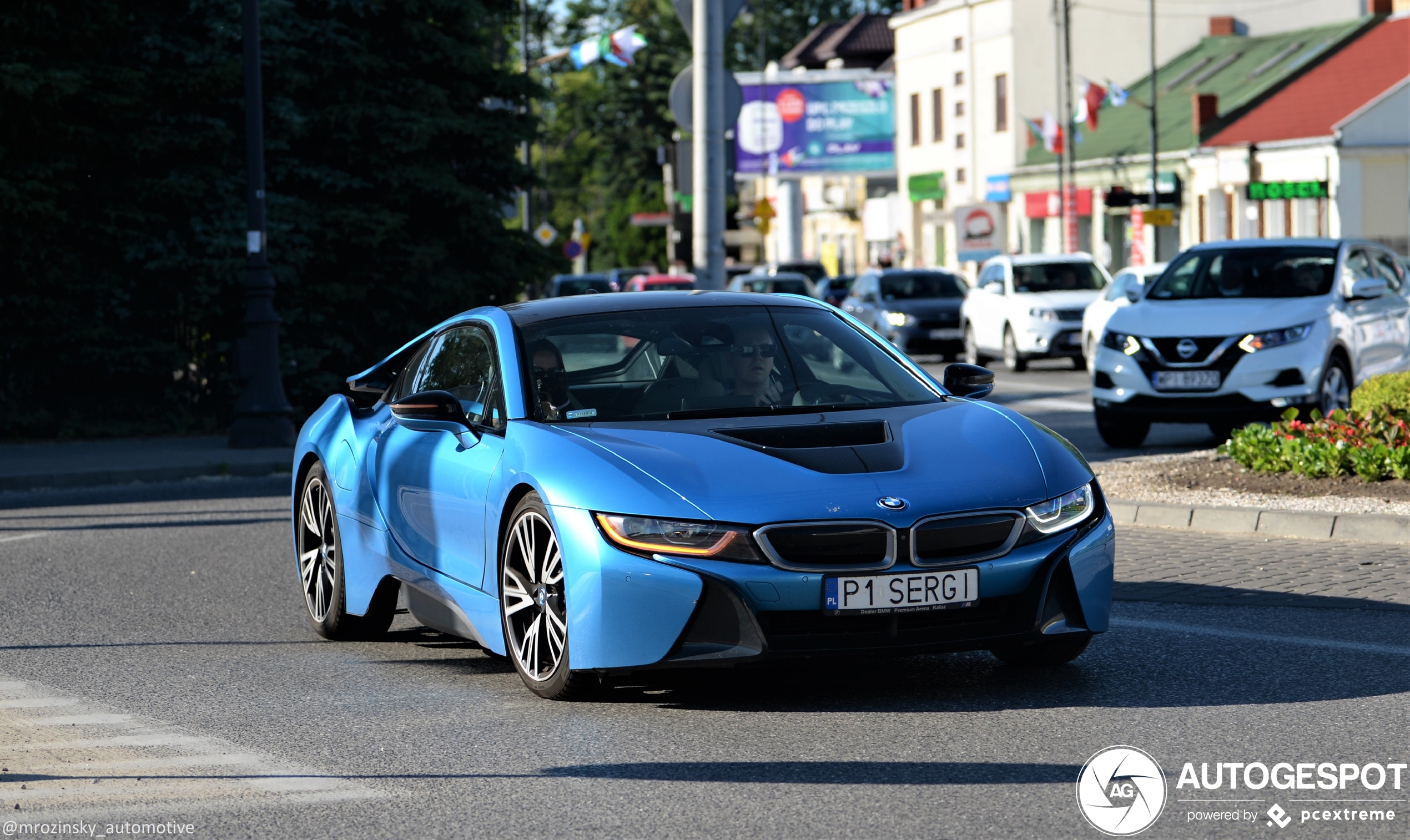 BMW i8