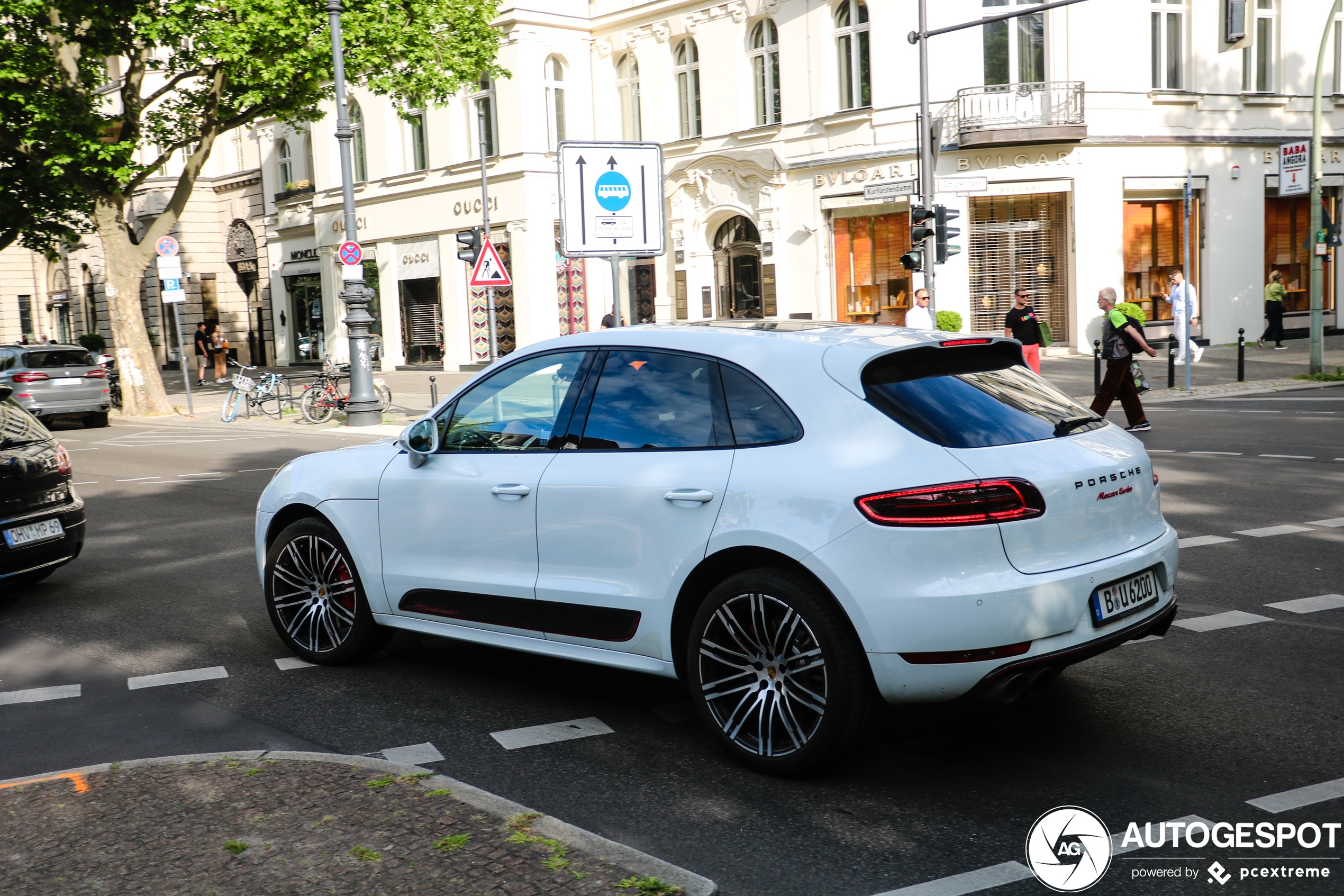 Porsche 95B Macan Turbo Exclusive Performance Edition