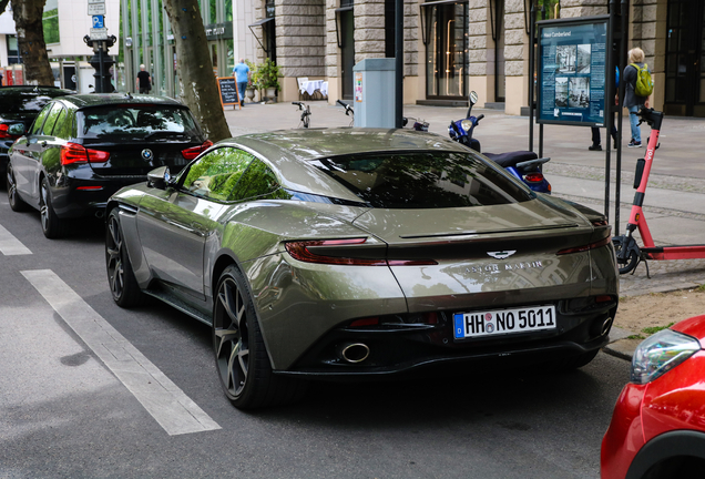 Aston Martin DB11 V8