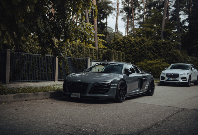 Audi R8 V10