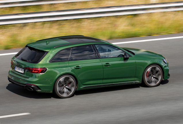 Audi RS4 Avant B9