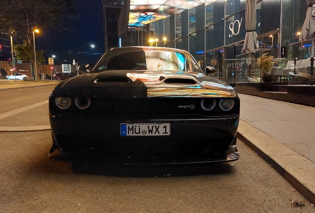 Dodge Challenger SRT Hellcat Widebody