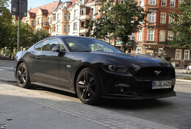 Ford Mustang GT 2015