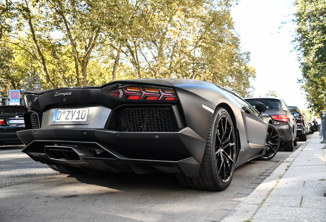 Lamborghini Aventador LP700-4 Roadster