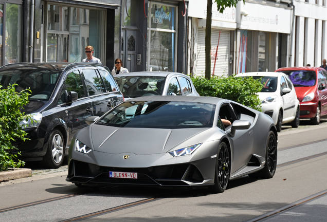 Lamborghini Huracán LP640-4 EVO