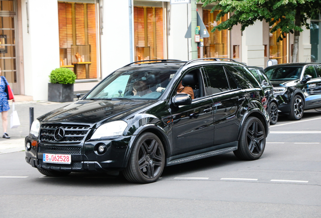 Mercedes-Benz ML 63 AMG W164 2009