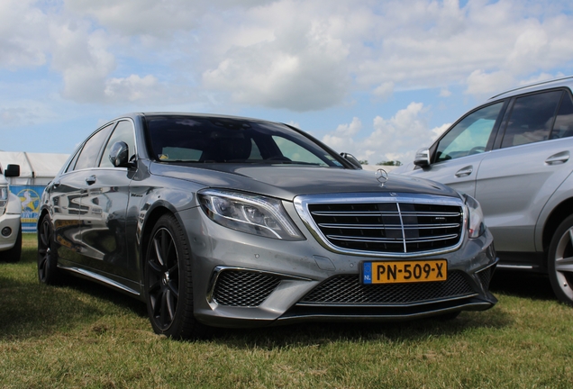 Mercedes-Benz S 65 AMG V222