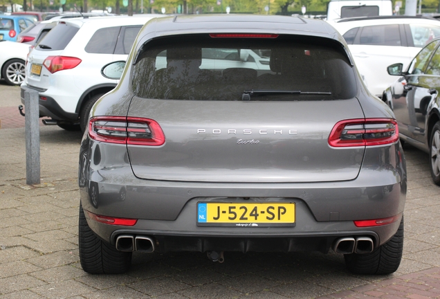 Porsche 95B Macan Turbo