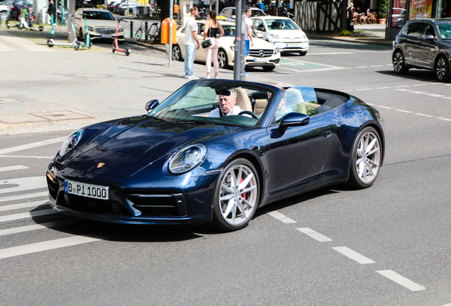 Porsche 992 Carrera 4S Cabriolet