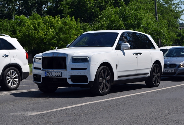 Rolls-Royce Cullinan Frozen Lakes Edition