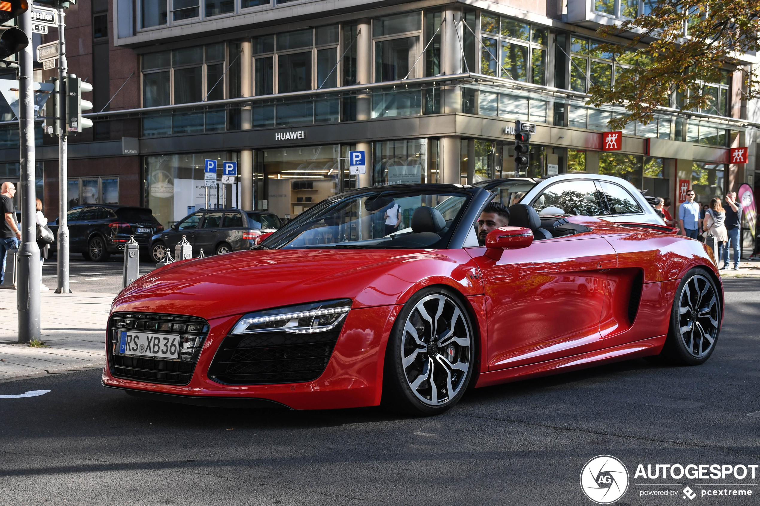 Audi R8 V10 Spyder 2013