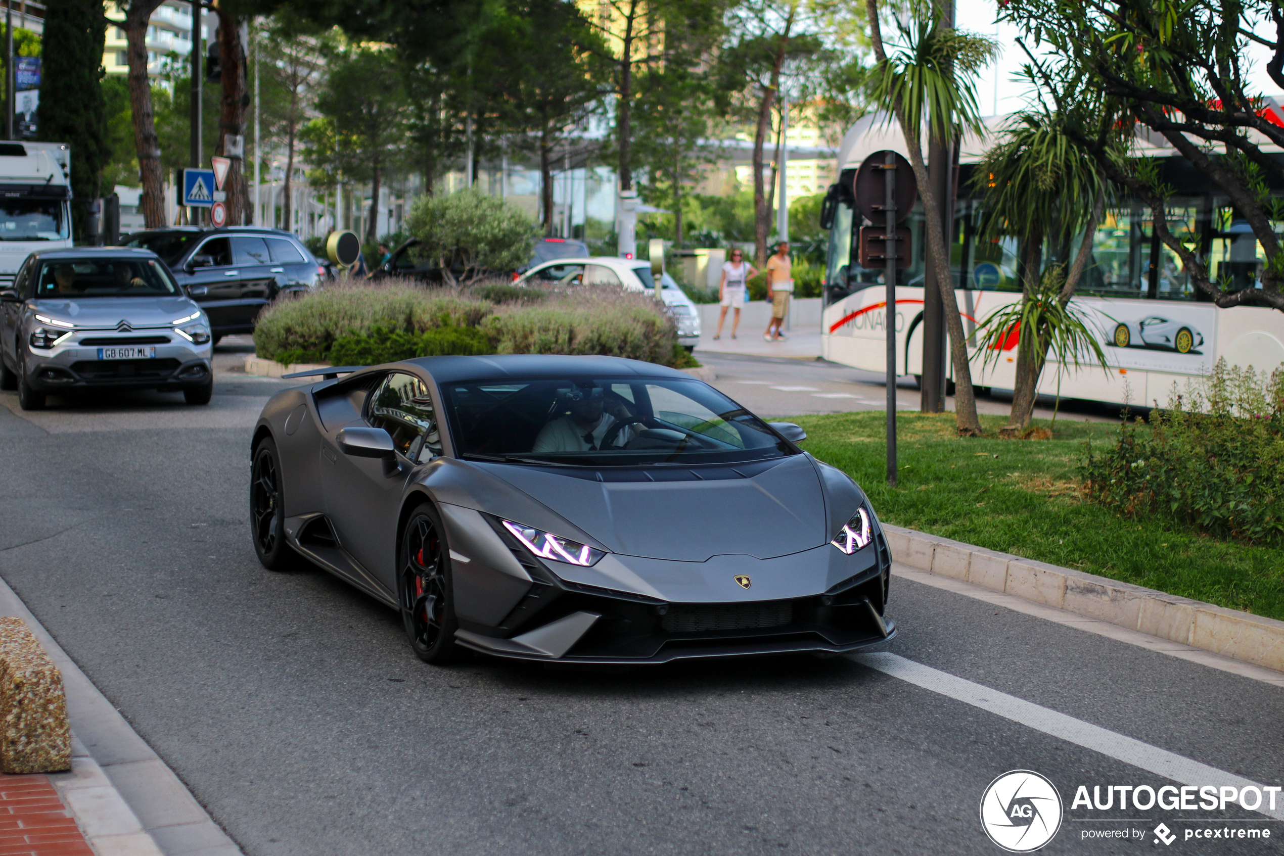 Primeur gespot: Lamborghini Huracán LP640-2 Tecnica