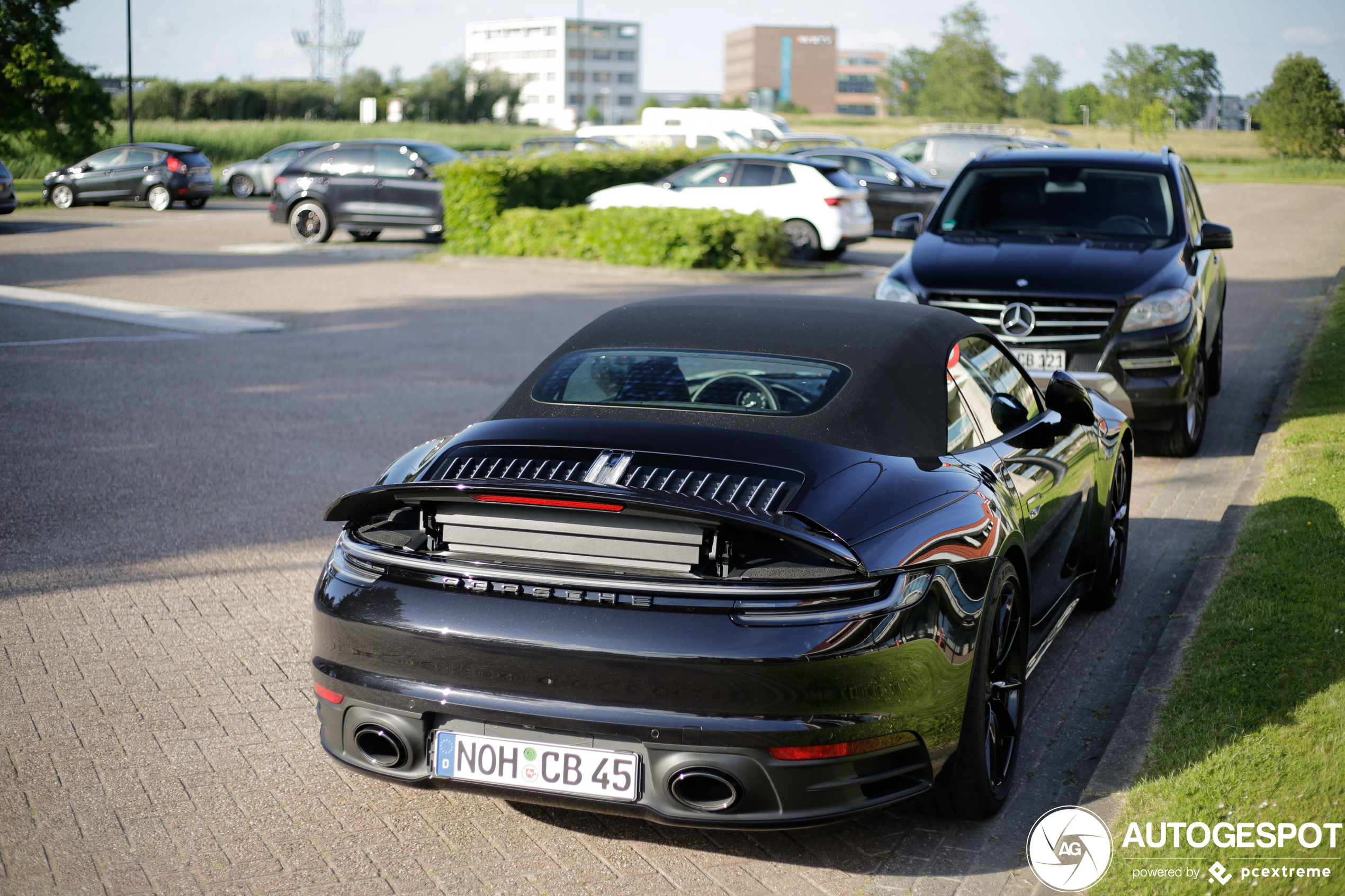 Porsche 992 Carrera 4S Cabriolet