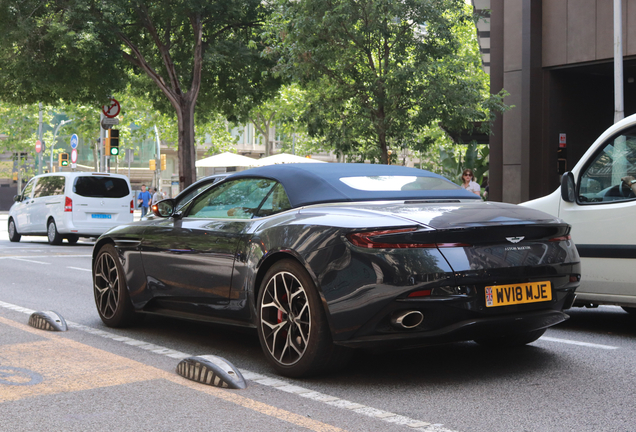 Aston Martin DB11 V8 Volante