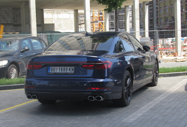 Audi S8 D5