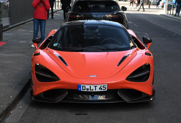 McLaren 765LT