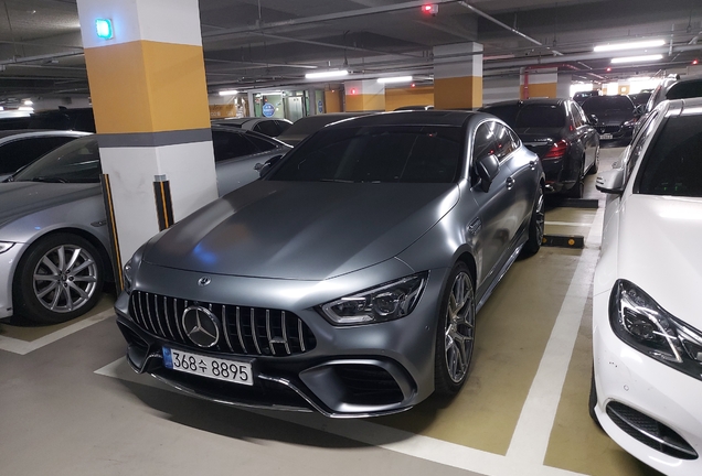 Mercedes-AMG GT 63 S X290