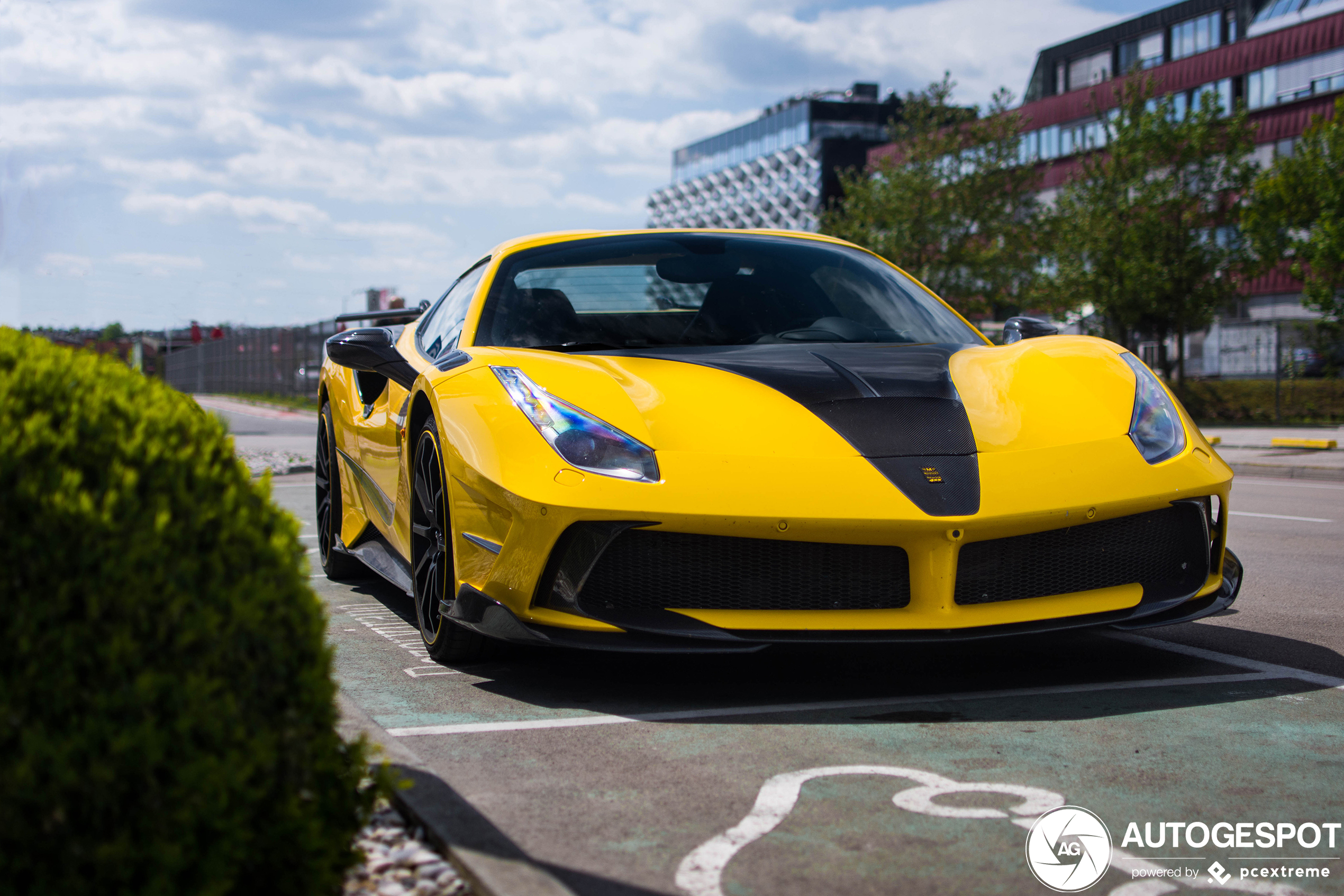 Ferrari 488 Spider Mansory Siracusa 4XX