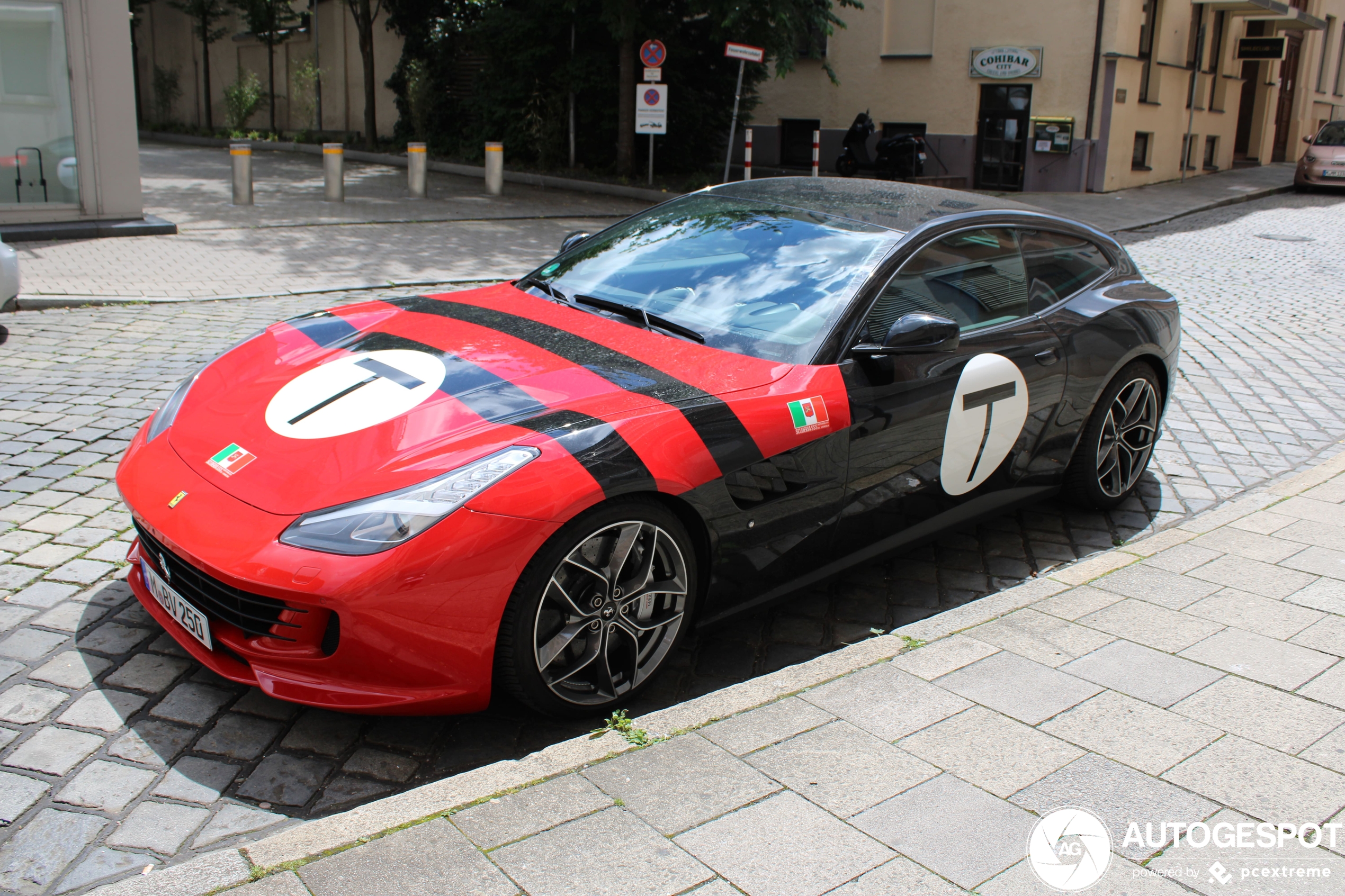 Ferrari GTC4Lusso T