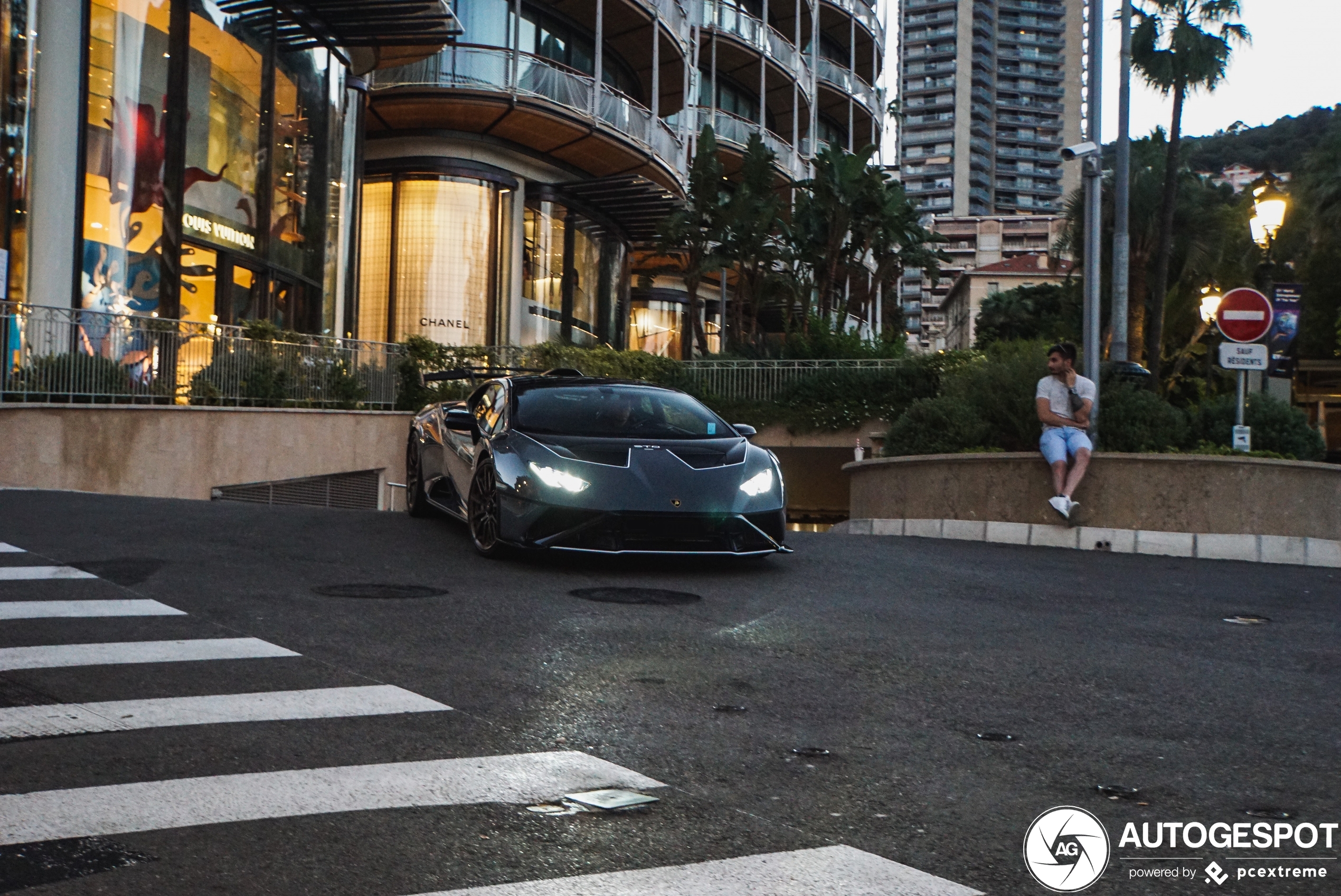 Lamborghini Huracán LP640-2 STO