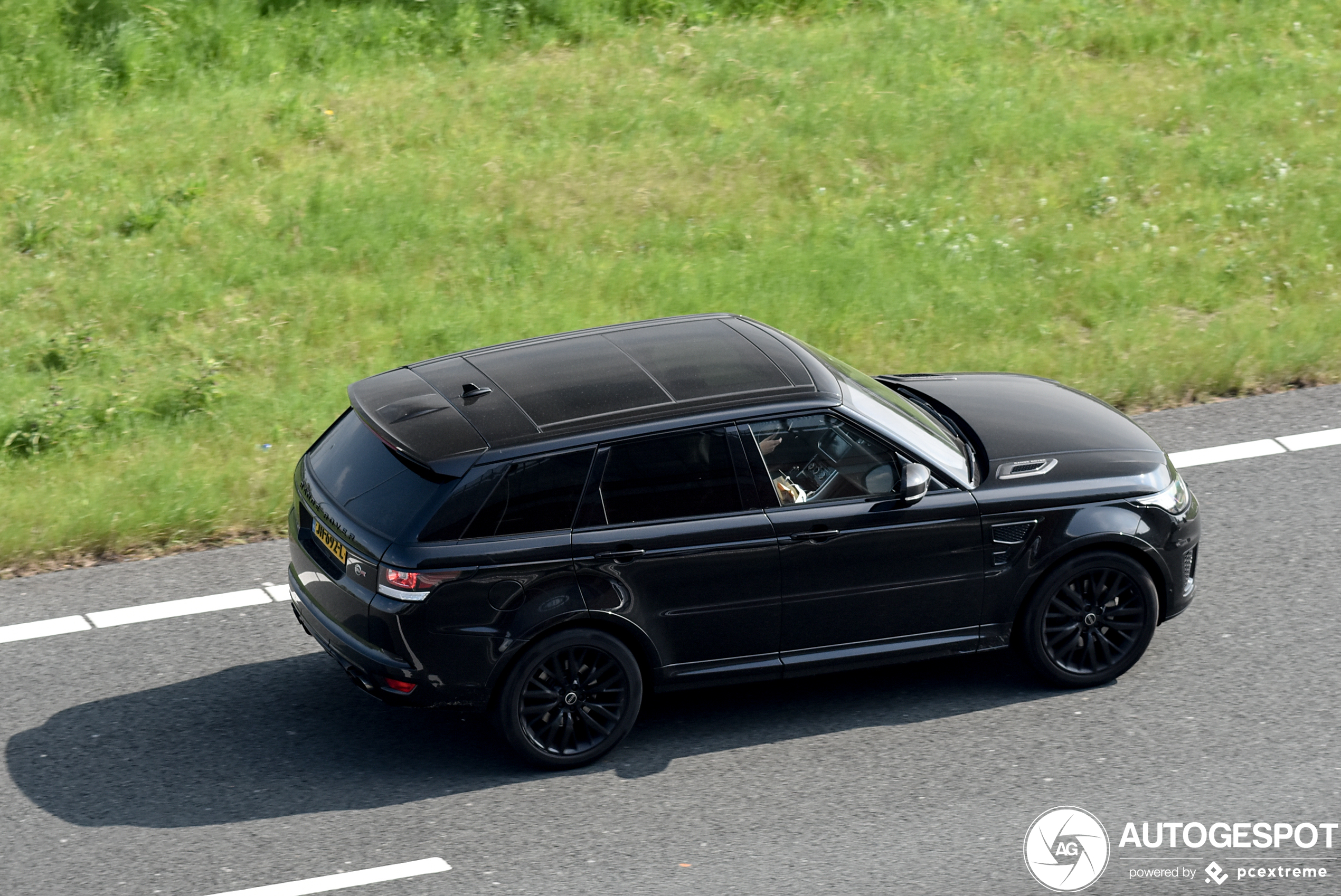 Land Rover Range Rover Sport SVR