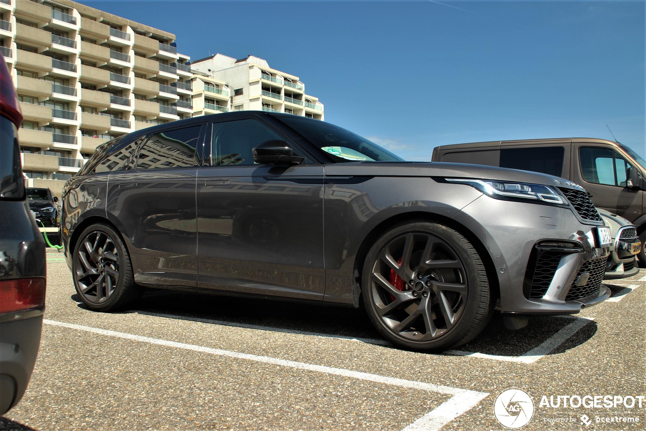 Land Rover Range Rover Velar SVAutobiography