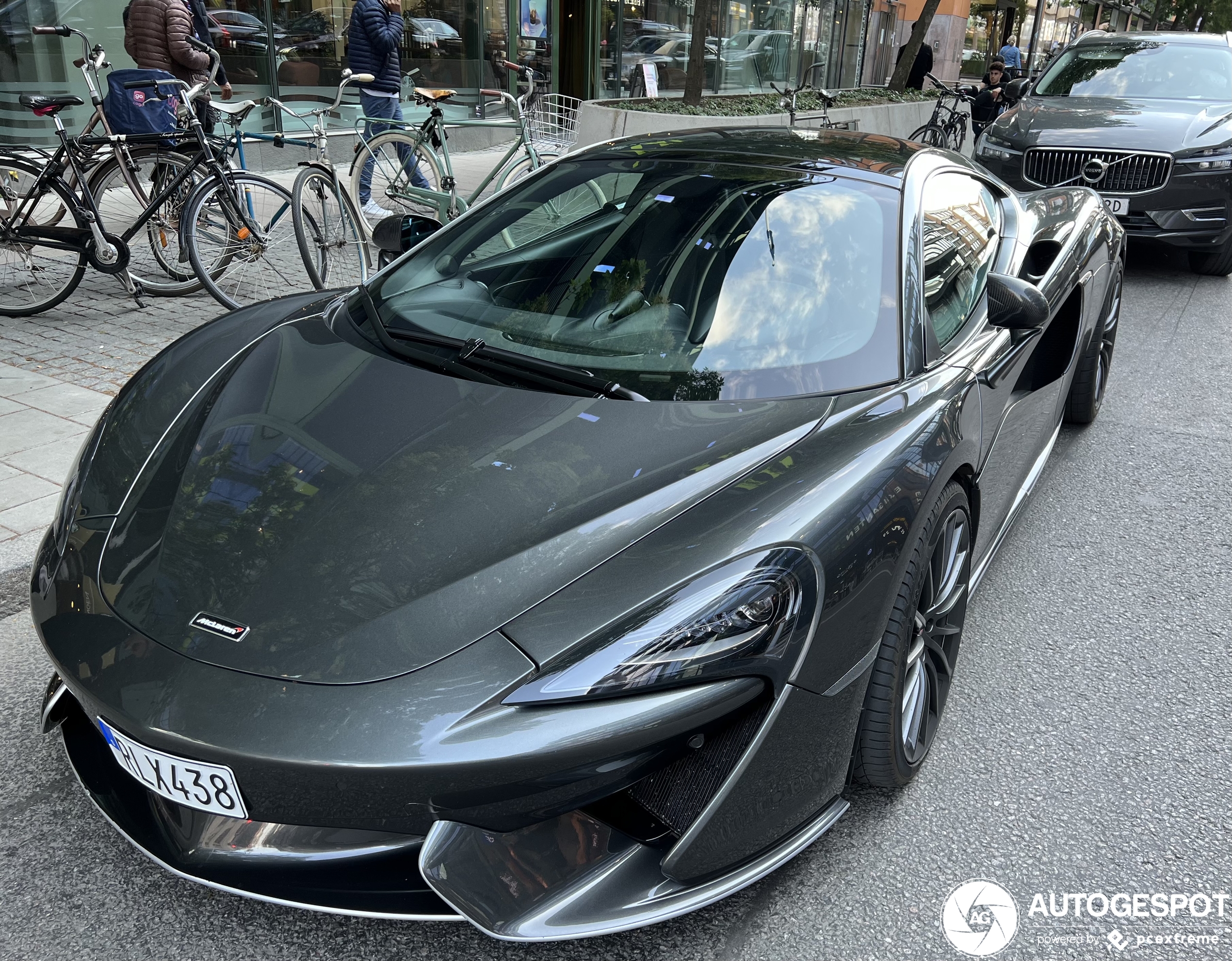 McLaren 570GT