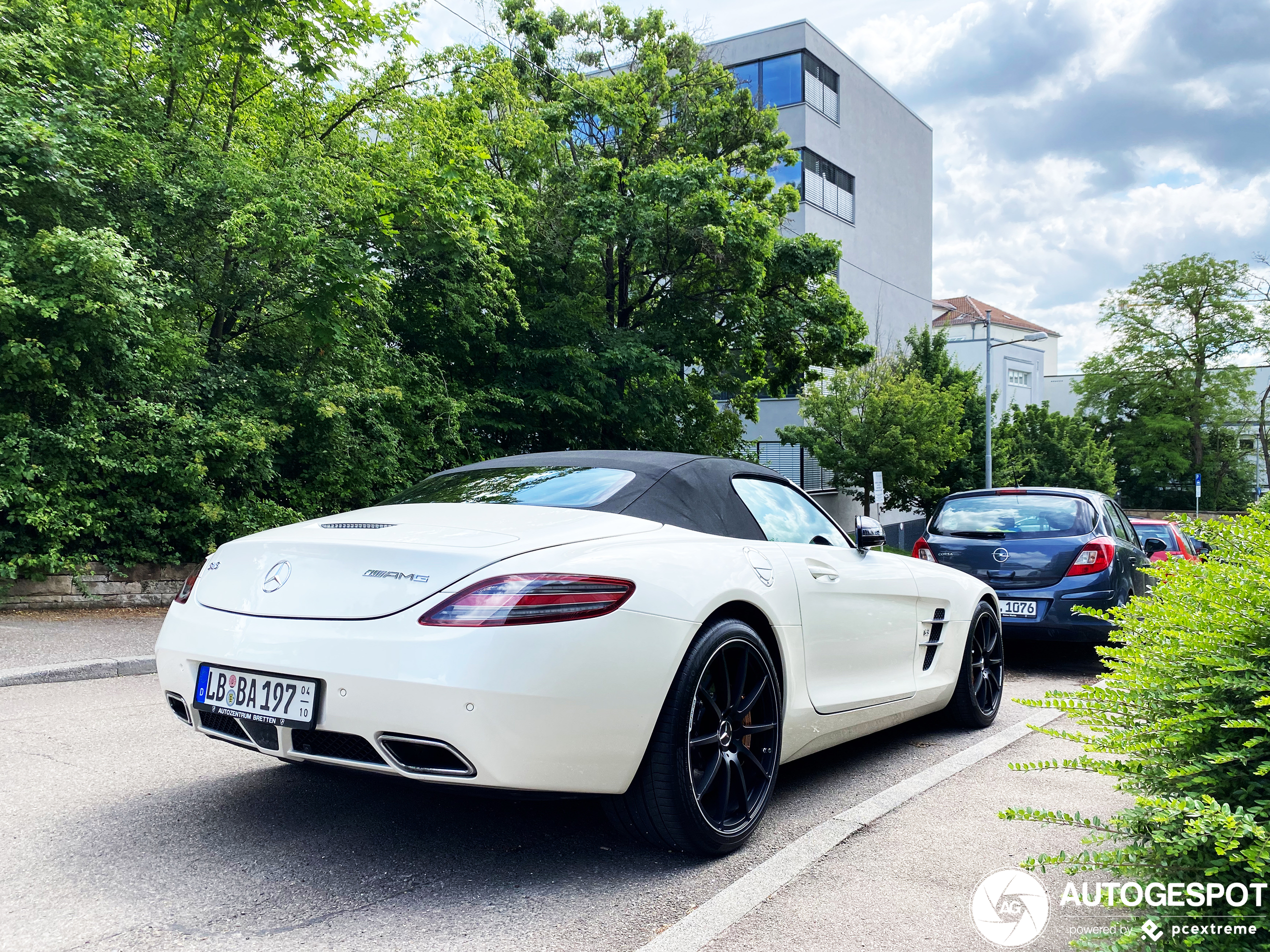 Mercedes-Benz SLS AMG GT Roadster