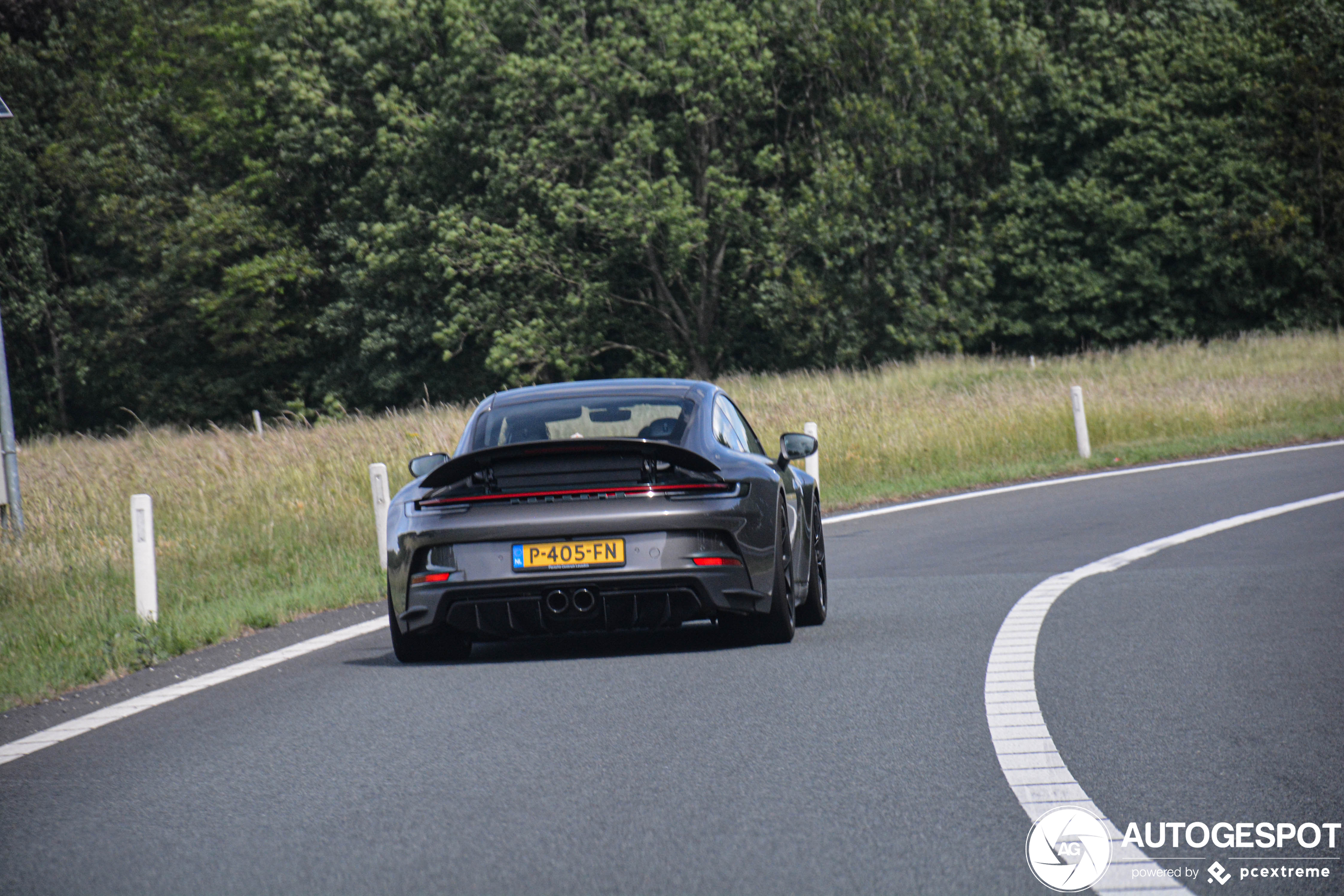 Porsche 992 GT3 Touring