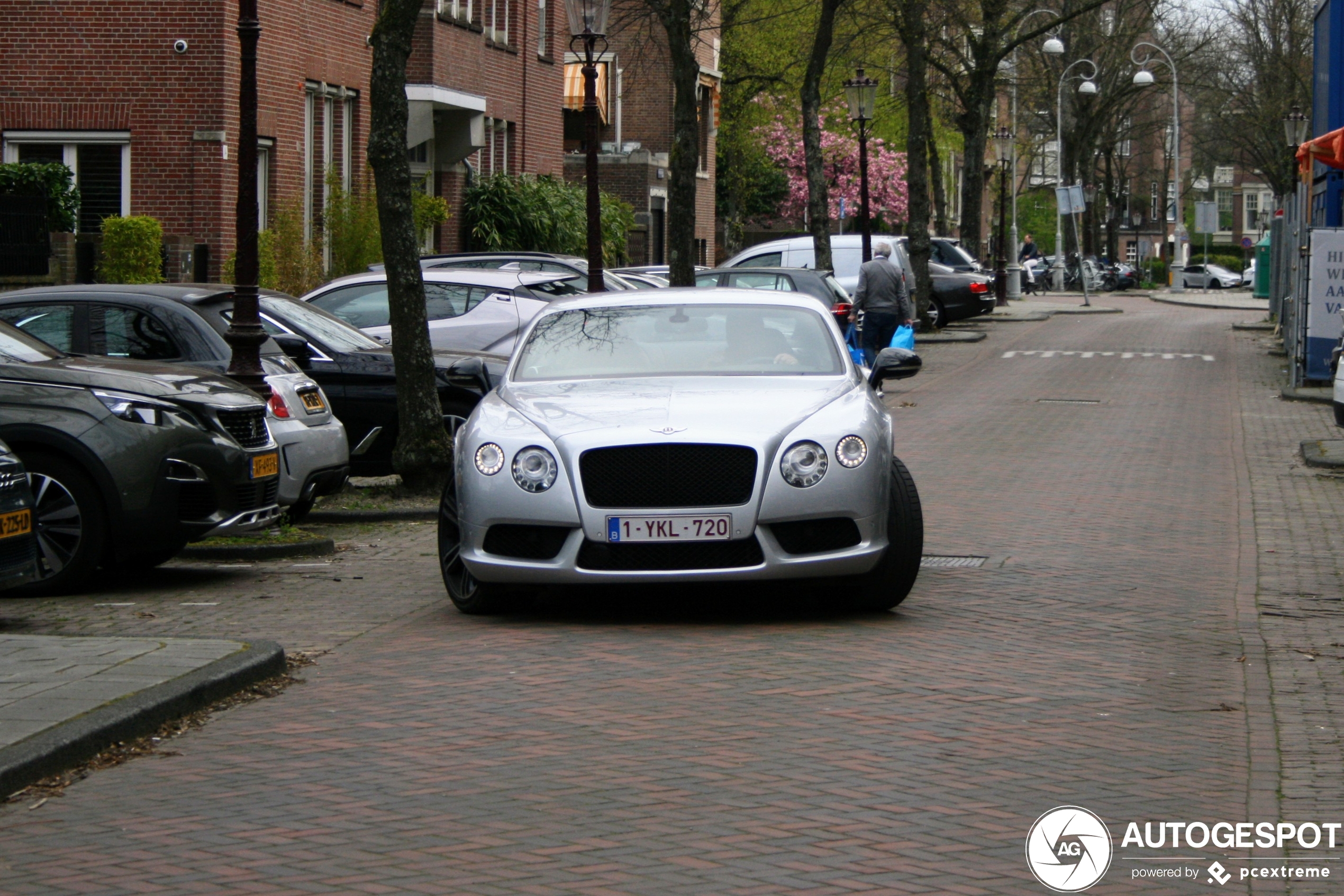 Bentley Continental GT V8