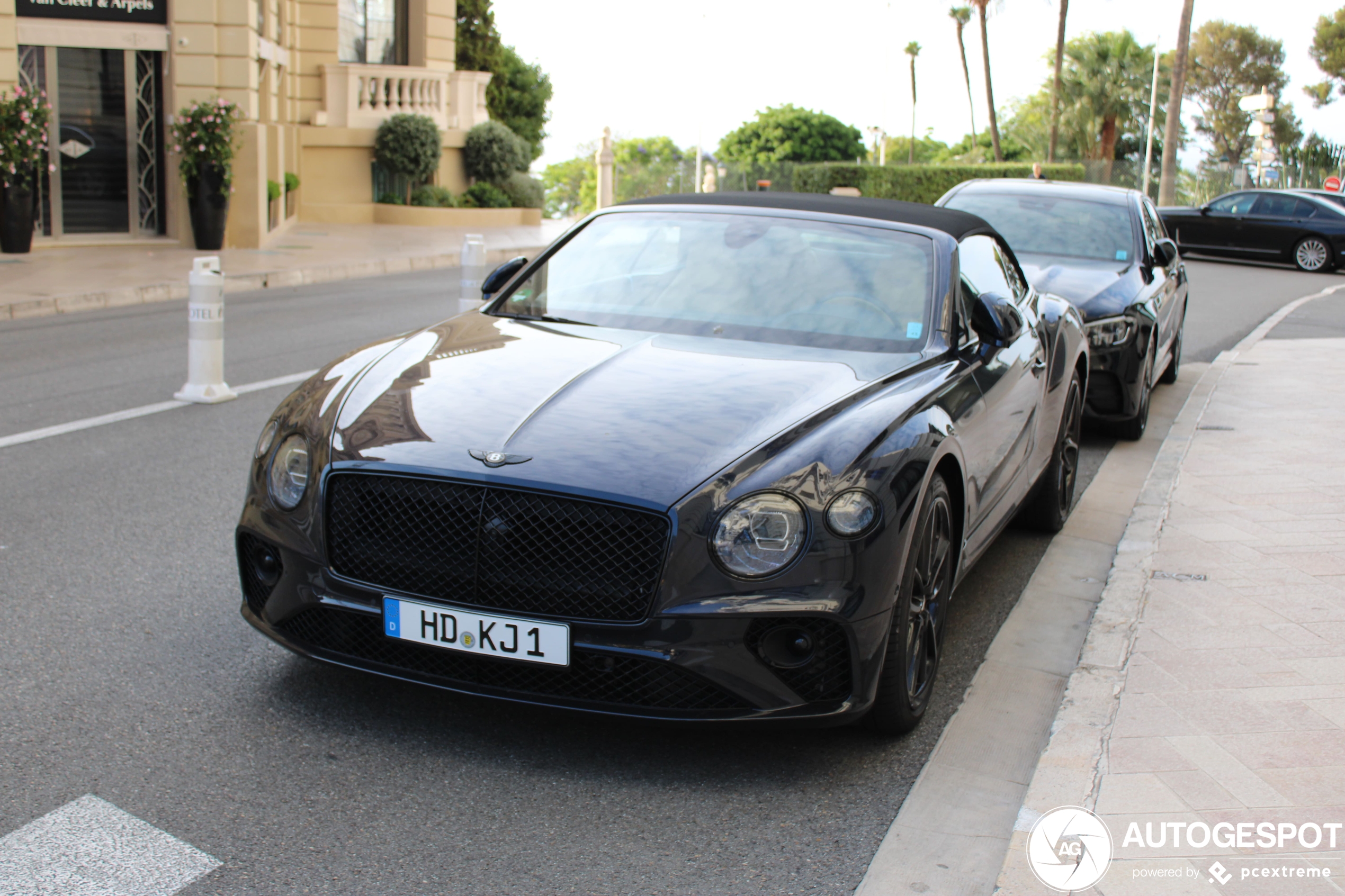 Bentley Continental GTC 2019