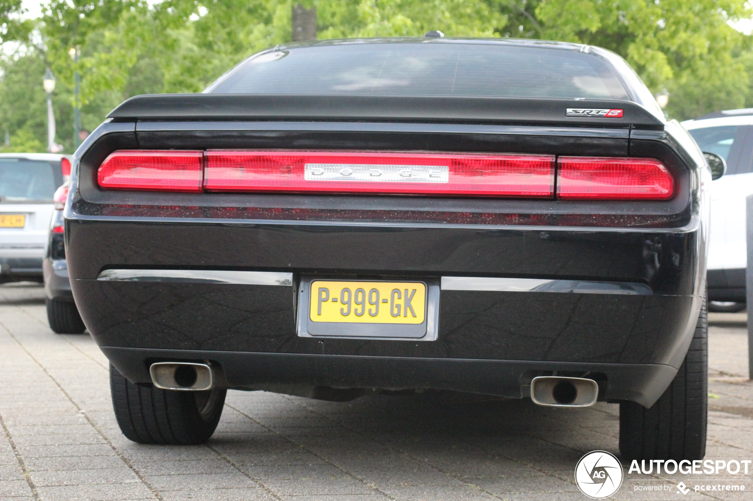 Dodge Challenger SRT-8