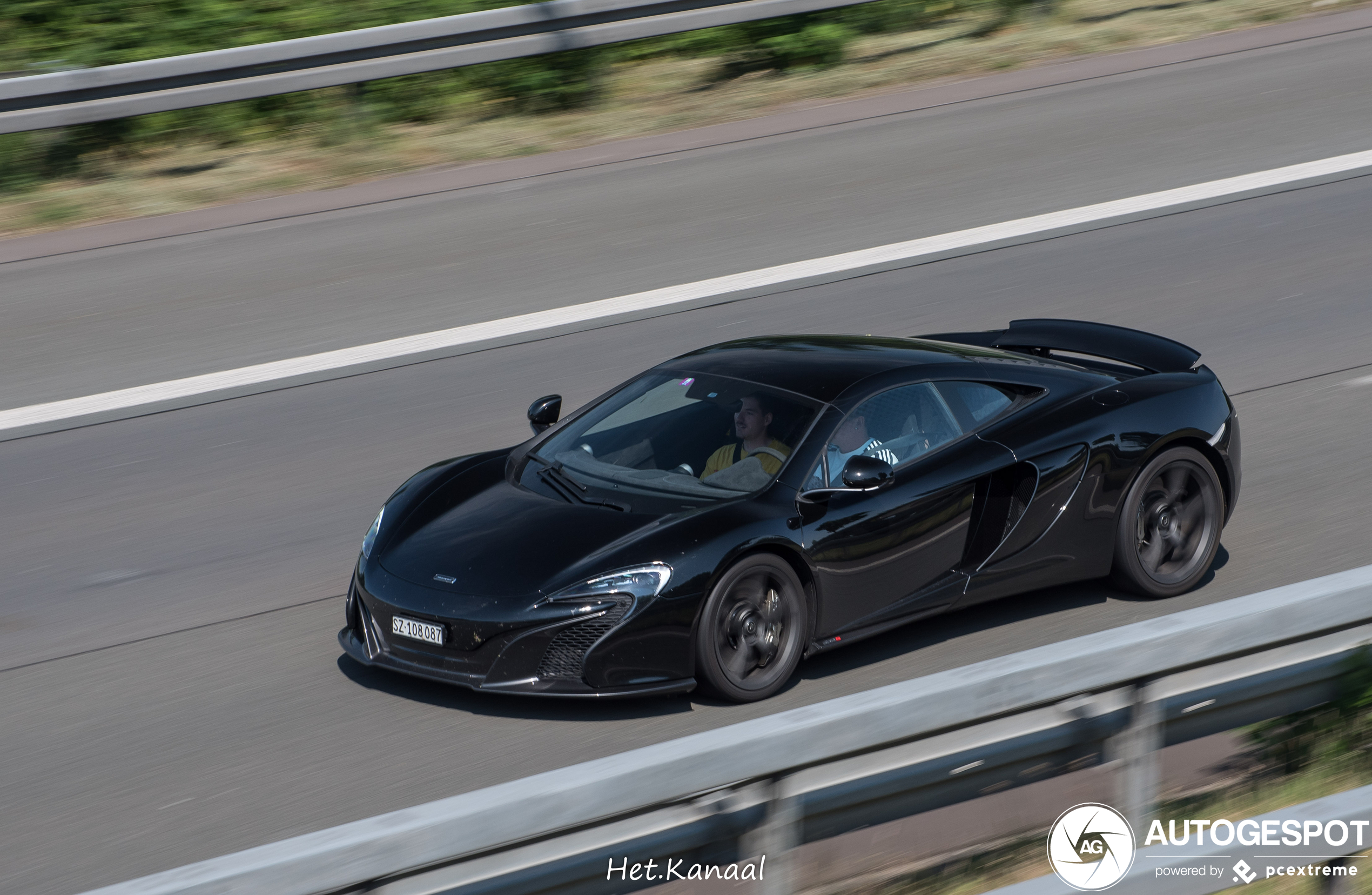 McLaren 650S