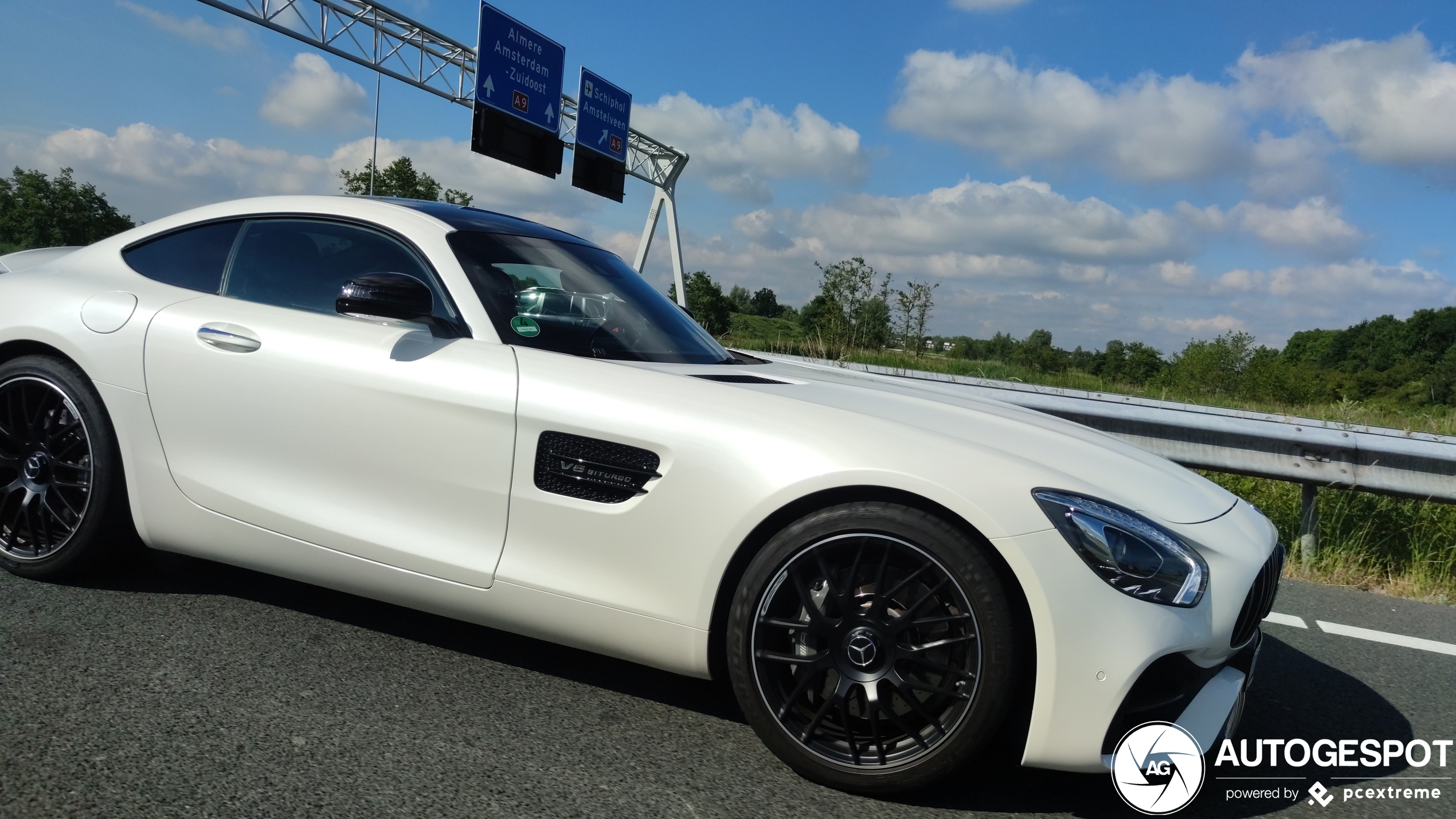 Mercedes-AMG GT C190 2017