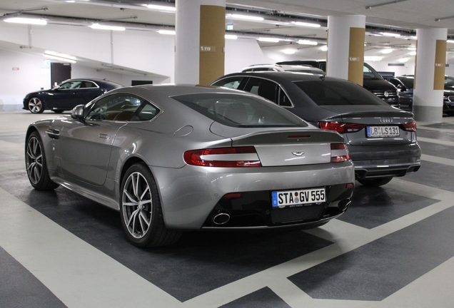 Aston Martin V8 Vantage 2012