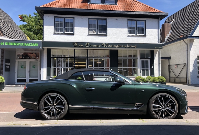 Bentley Continental GTC V8 2020