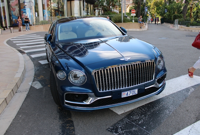 Bentley Flying Spur V8 2021