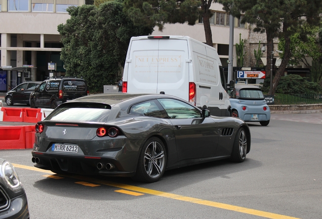 Ferrari GTC4Lusso