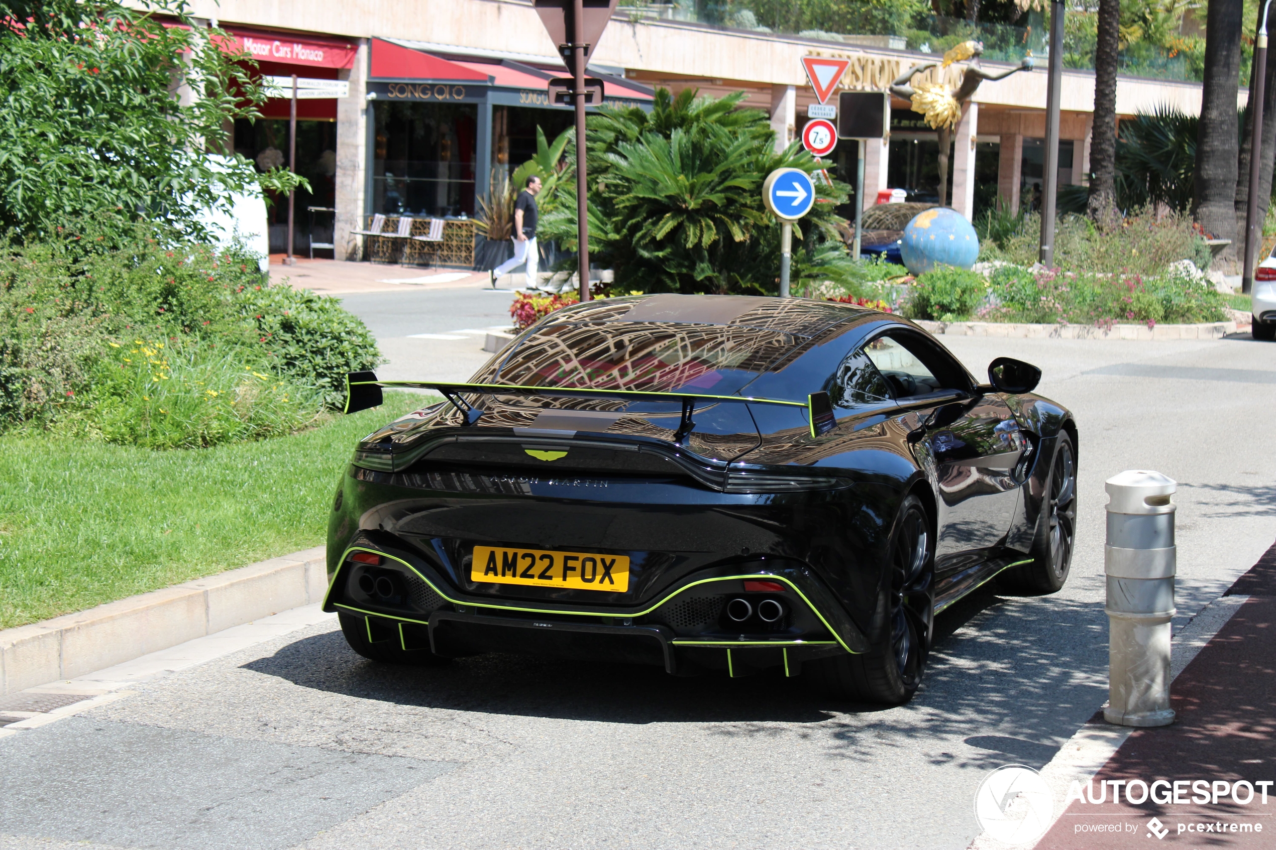 Aston Martin V8 Vantage Formula 1 Edition