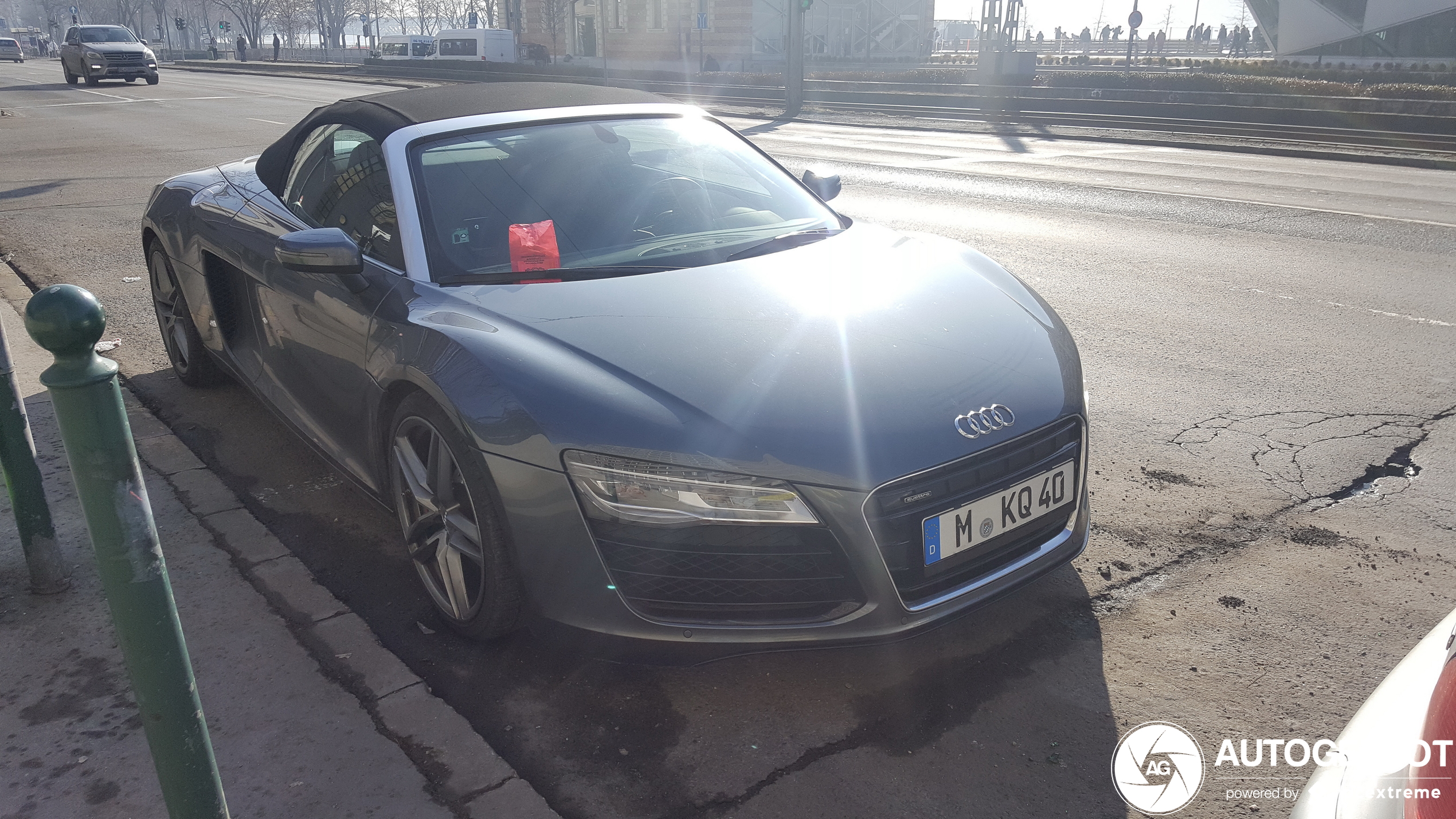 Audi R8 V8 Spyder 2013