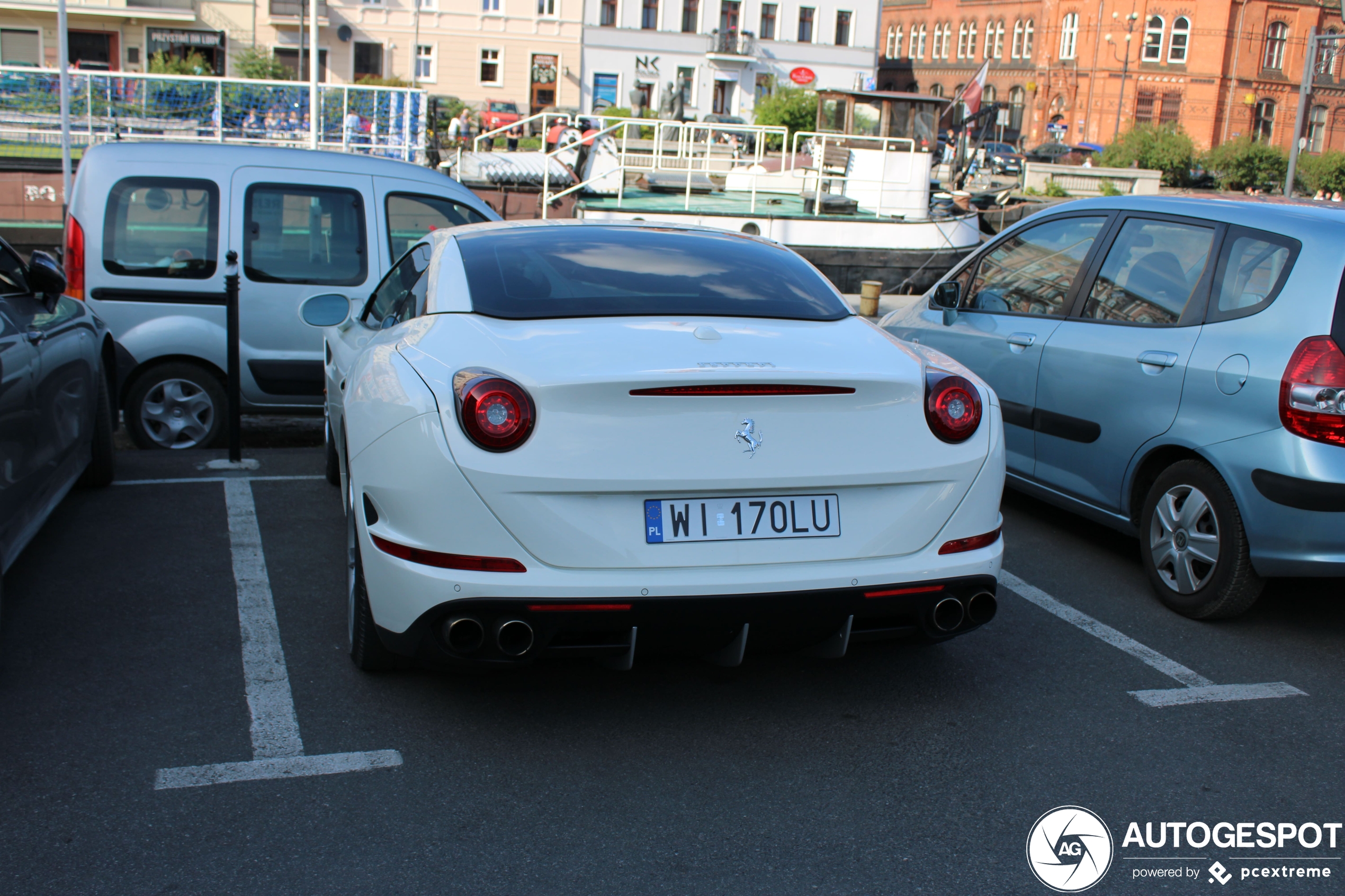 Ferrari California T