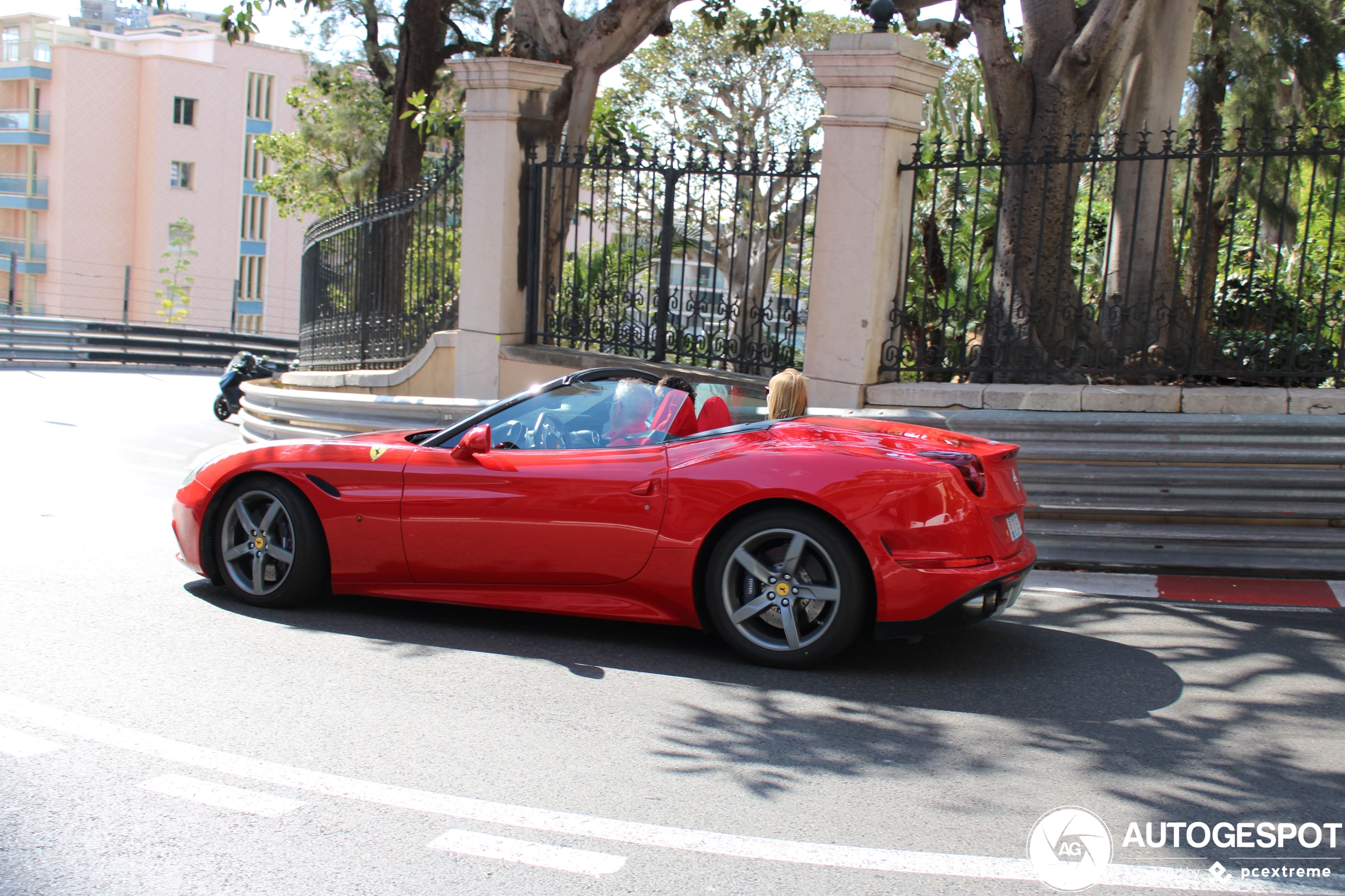 Ferrari California T