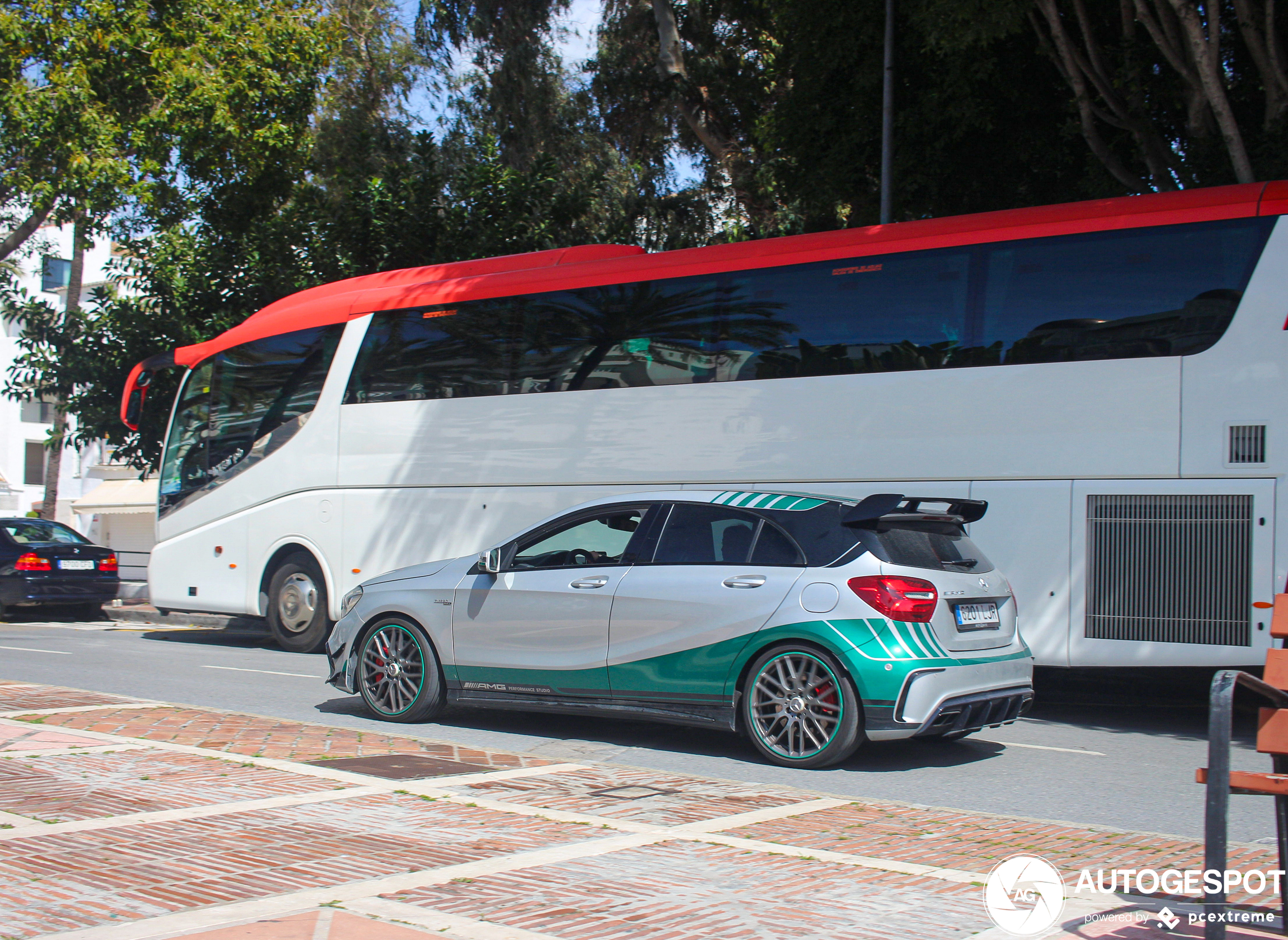 Mercedes-AMG A 45 W176 Petronas 2015 World Champions Edition