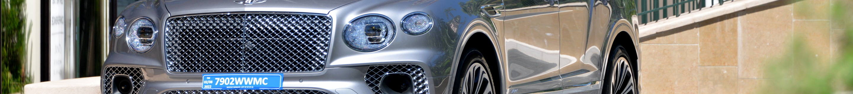 Bentley Bentayga Hybrid 2021